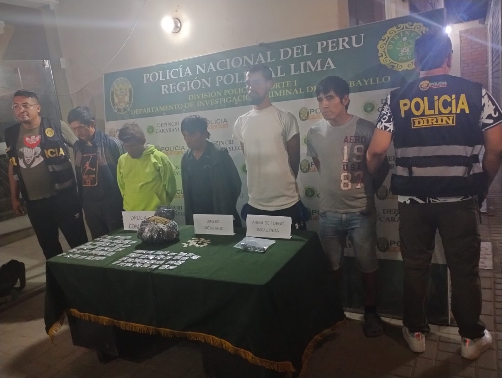 Intervenidos fueron conducidos al Depincri Carabayllo para ampliar las pesquisas.