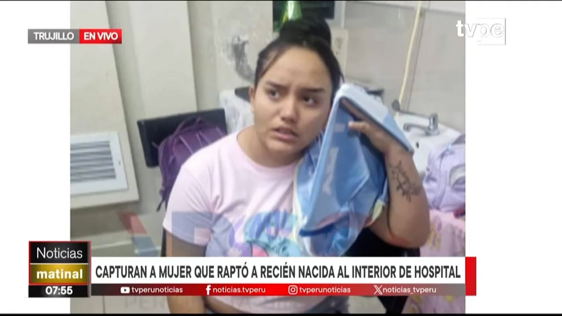Mujer se llevó a bebé del Hospital Belén.
