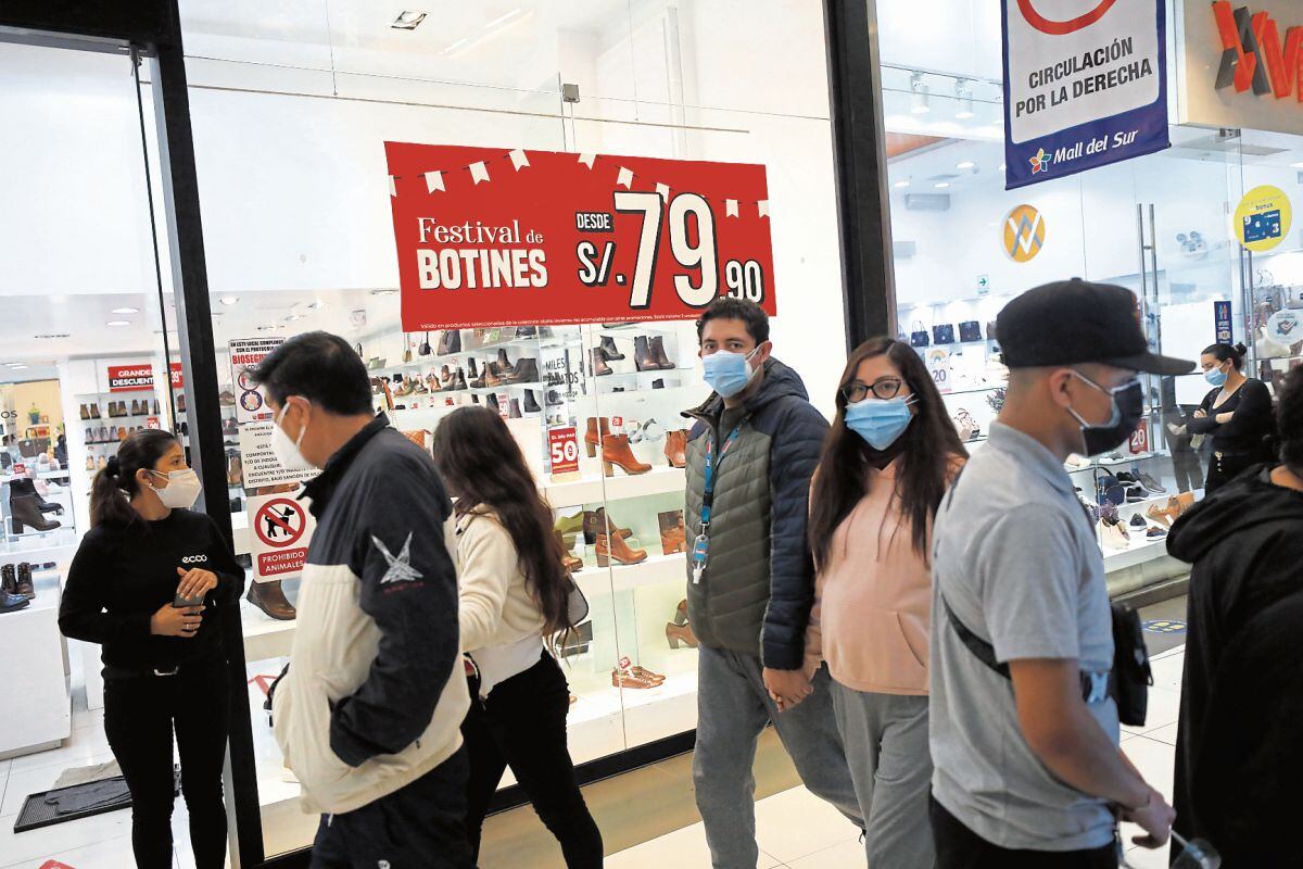 Preocupación. El 64% de limeños dijo estar preocupado ante coyuntura actual. (Foto: GEC | Diana Marcelo )