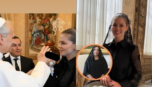 Brunella Horna visita al papa León XIV con el look de Dina Boluarte