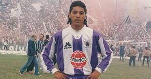 Juan Saavedra destacó en Alianza Lima.