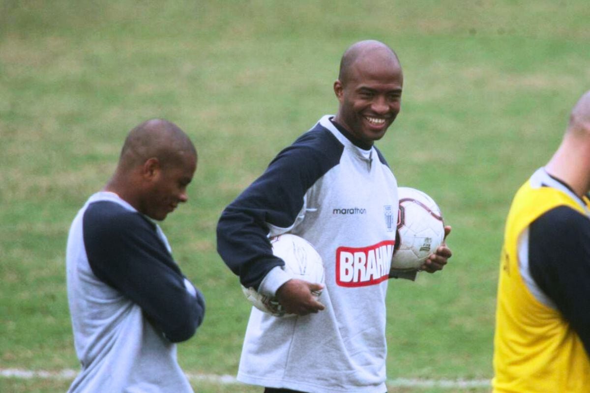 Waldir Sáenz deja impresionado a Wilmer Aguirre, quien lo considera como su ídolo (Foto: GEC)