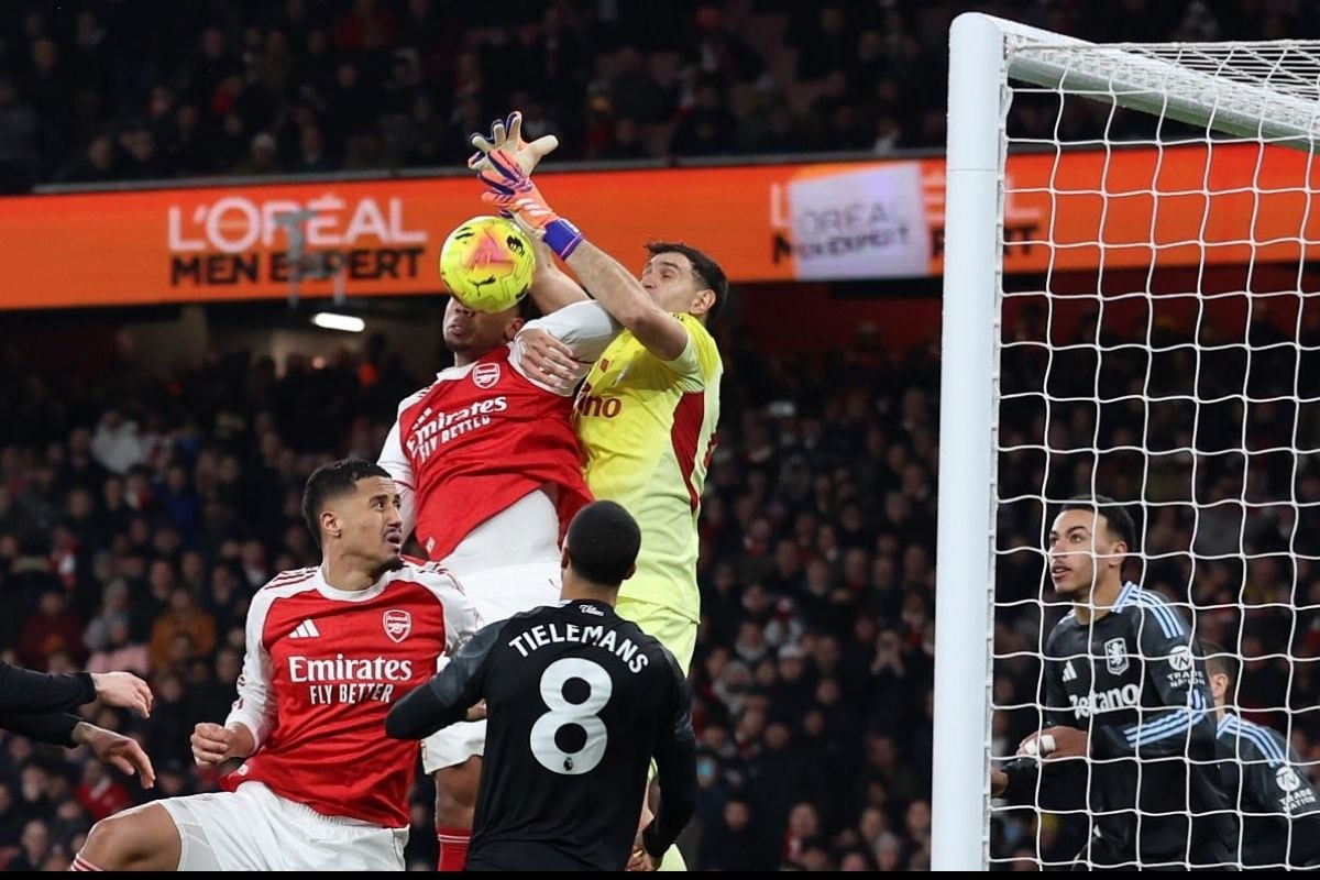 Emiliano Martínez vio caer su valla en cuatro ocasiones (Foto: Getty Images)