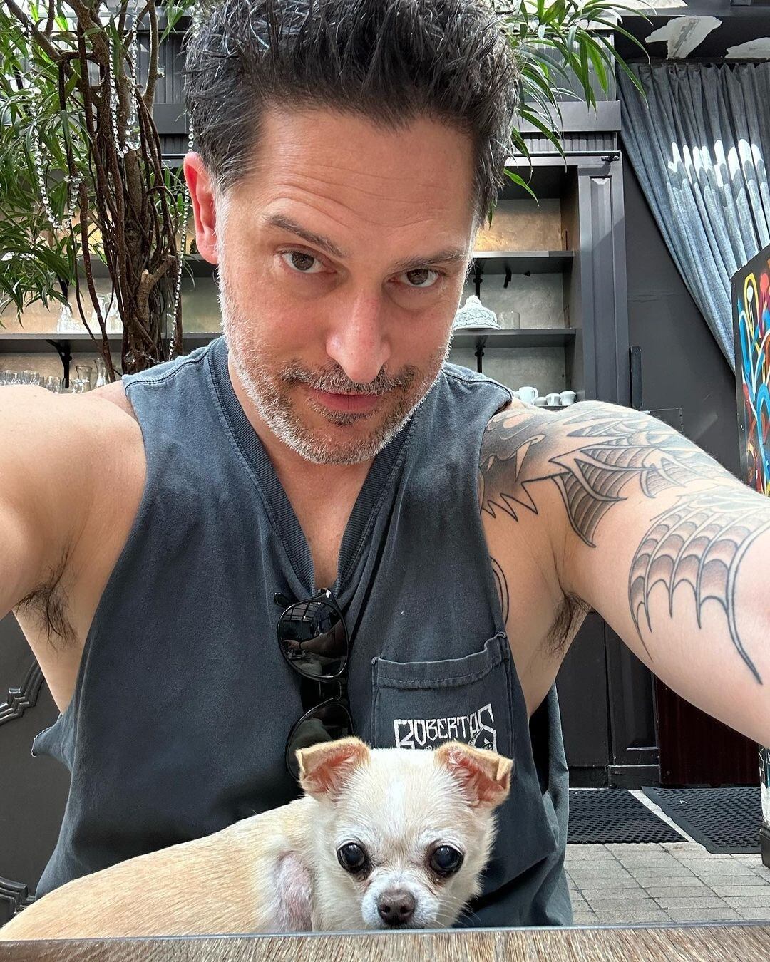 Joe Manganiello y su mascota Bubbles (Foto: Joe Manganiello/ Instagram)