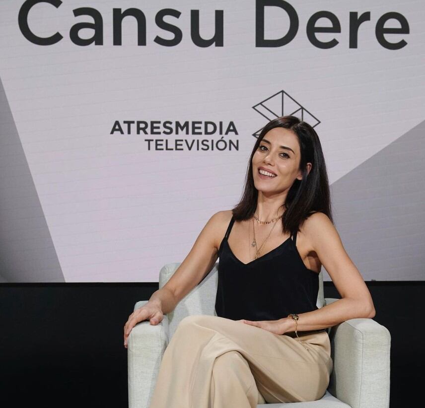 Cansu Dere estuvo en España a finales del 2021 (Foto: Cansu Dere/Instagram)