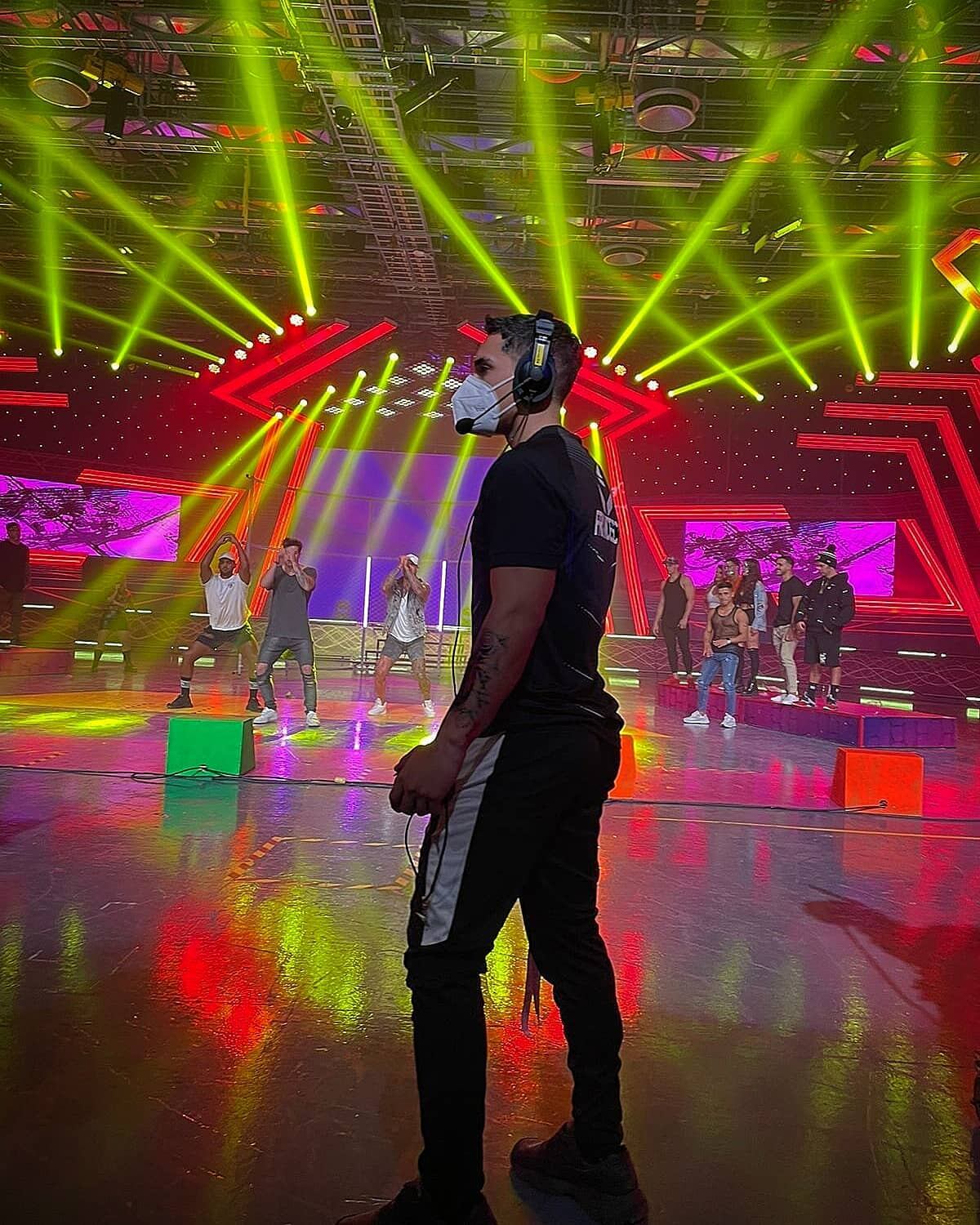 Francesco Méndez en el set de EEG. (Foto: @franchesmp).