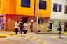 ¡Lo acribillan cerca de su casa! Joven de 19 años muere tras recibir más de 20 disparos y niño queda herido en Bellavista