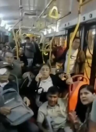 Pasajeros aterrados tras ataque a bus del Corredor Rojo