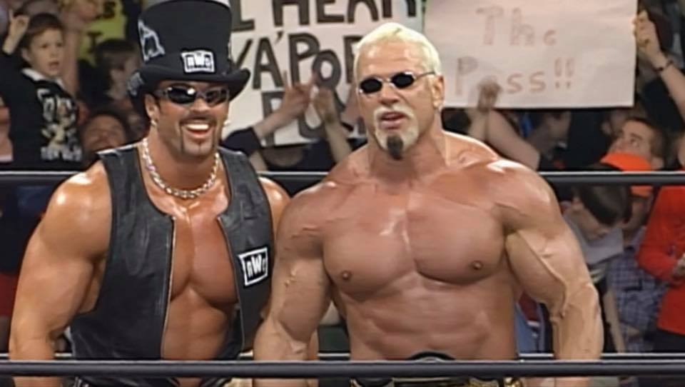 Buff Bagwell (izquierda) tiene que lidiar con la amputación de la pierna derecha. (Captura WCW)