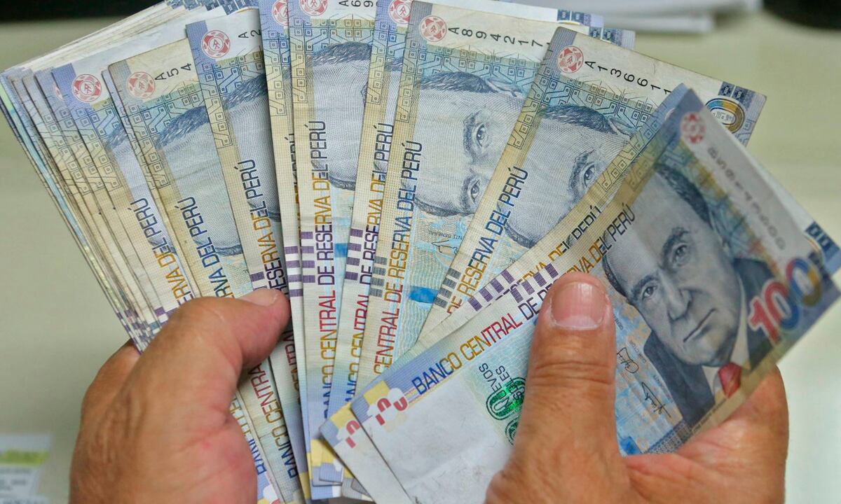 De no haber observaciones, el Presidente de la República debe promulgar la ley (Foto: Andina)