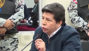 Le apagan el micro a Pedro Castillo en juicio por felicitar a la presidenta de México, tras asilo a Betssy Chávez | VIDEO