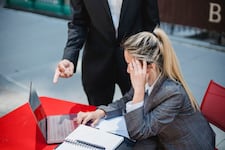¿Qué es el acoso laboral? Cómo identificar sus señales y saber qué hacer