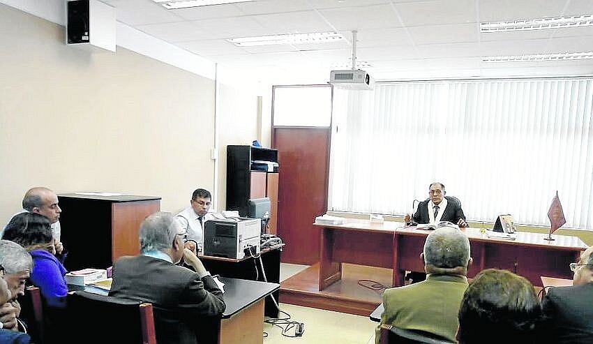 Henry Bustinza pide perdón a Jader Rizqallah