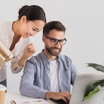 ¿Falta de liquidez? 3 estrategias digitales para que tu negocio no quiebre tras la temporada alta