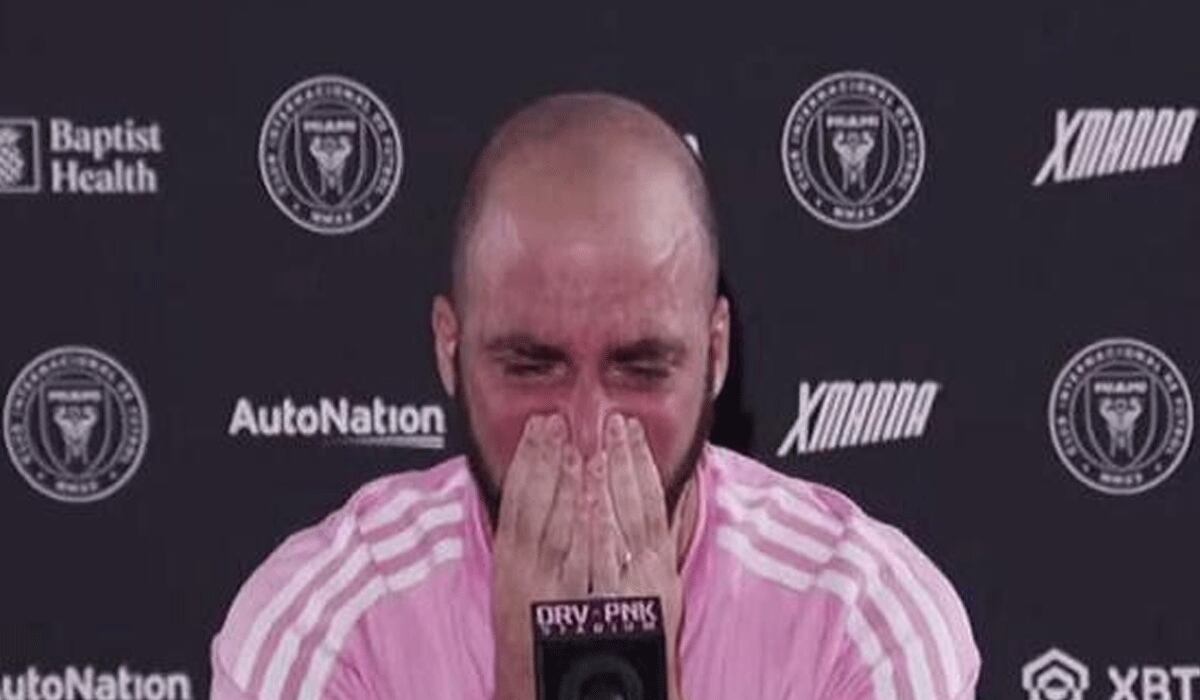 Gonzalo Higuaín se emocionó en anuncio de despedida. (Fuente: ESPN)