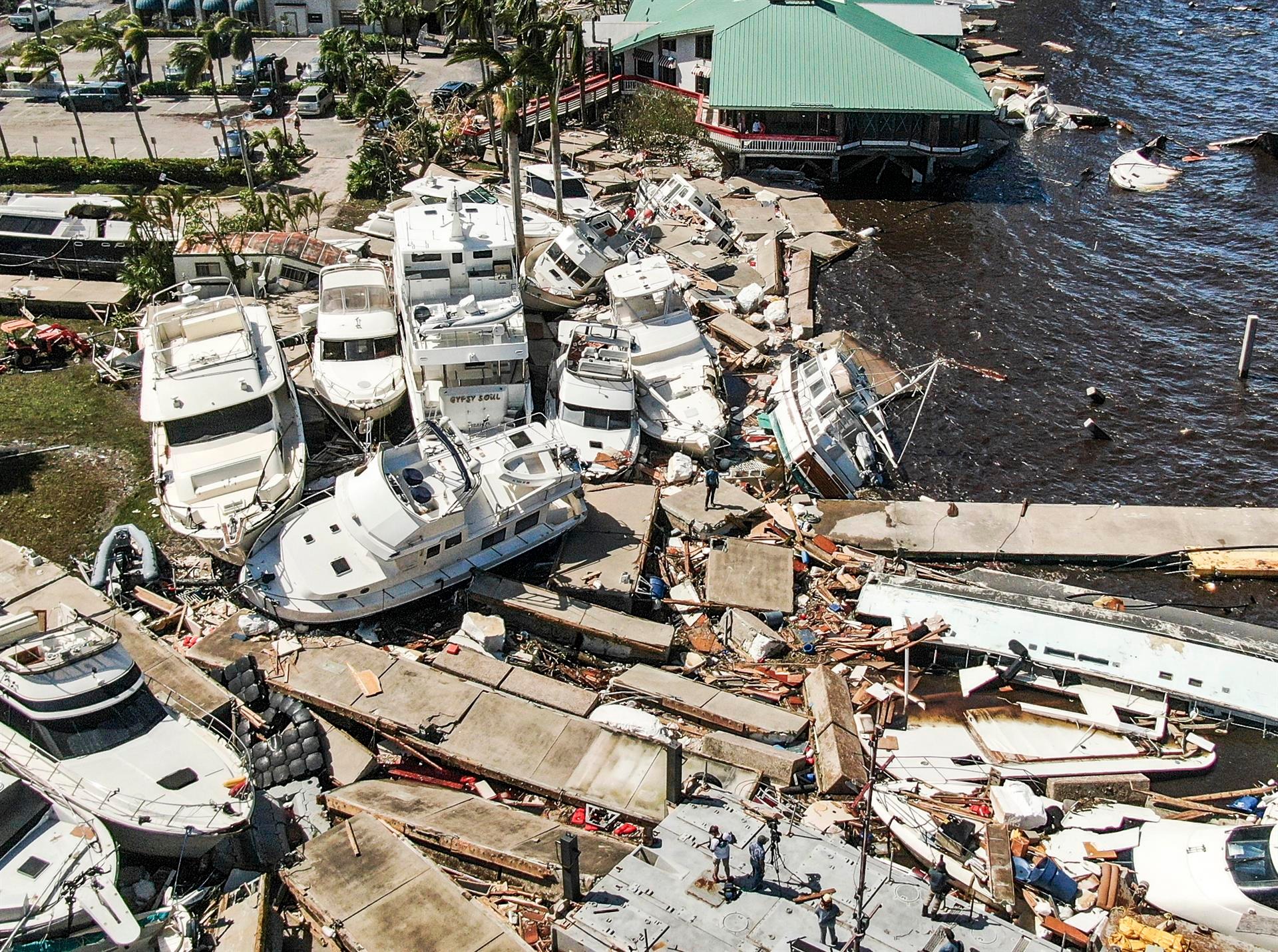 Al menos la mitad de las muertes fueron reportadas en el condado de Lee, donde el huracán tocó tierra. (EFE/EPA/TANNEN MAURY).