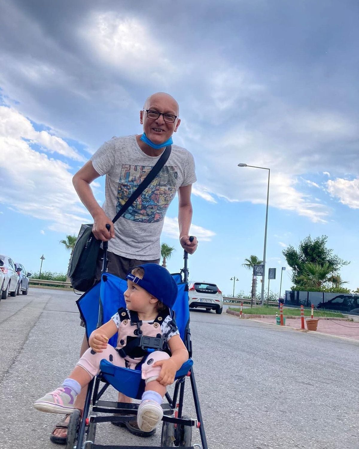 Murat Özer en un paseo familiar con su hijo (Foto: Feride Çetin/Instagram)