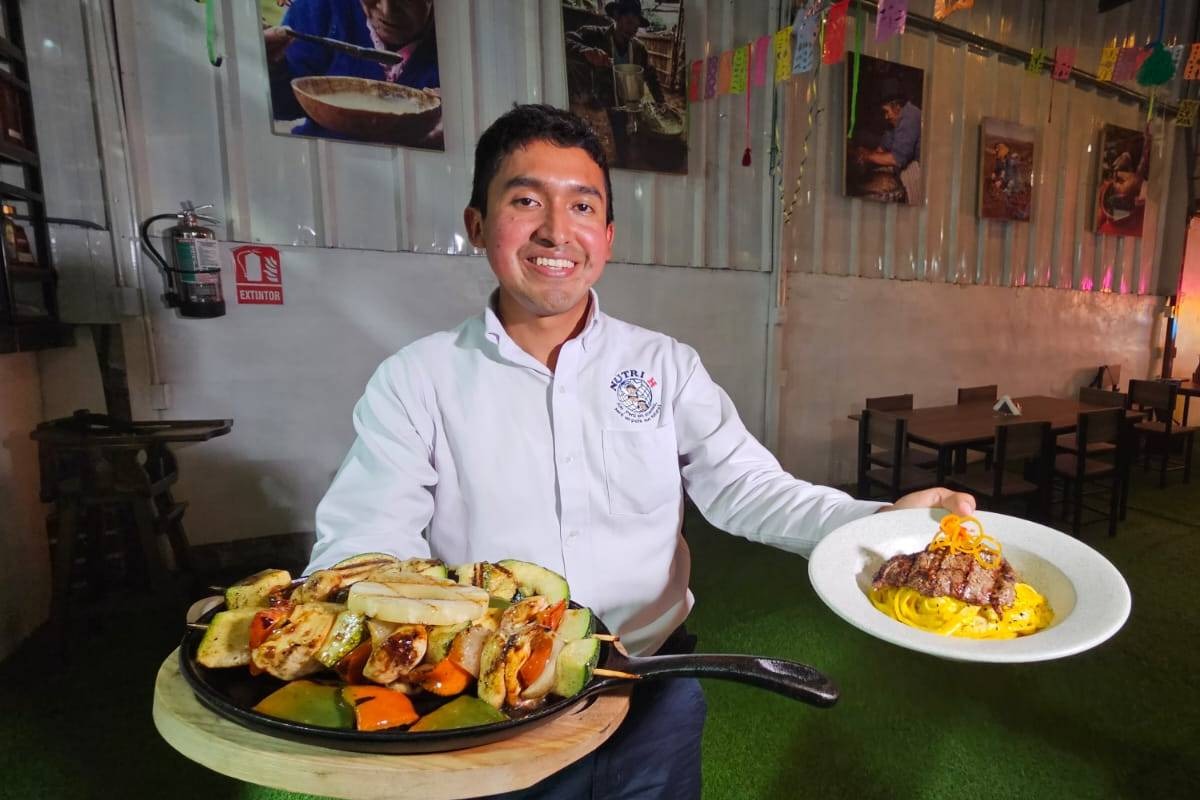 Julio Garay, creador de galletas para luchar contra anemia, incursiona en la gastronomía con restaurante en Ayacucho.