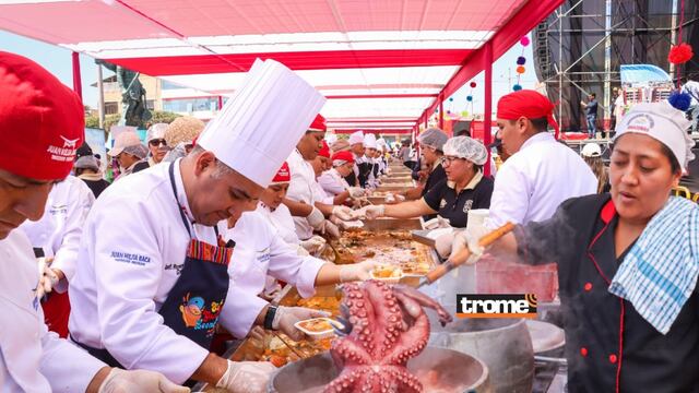 Perú en nuevo récord gastronómico con el 'Parihuelazo 2025'. Cocineros del distrito de José Leonardo Ortiz en Chiclayo prepararon la 'parihuela más grande del mundo'. (Foto composición: Isabel Medina / Trome),