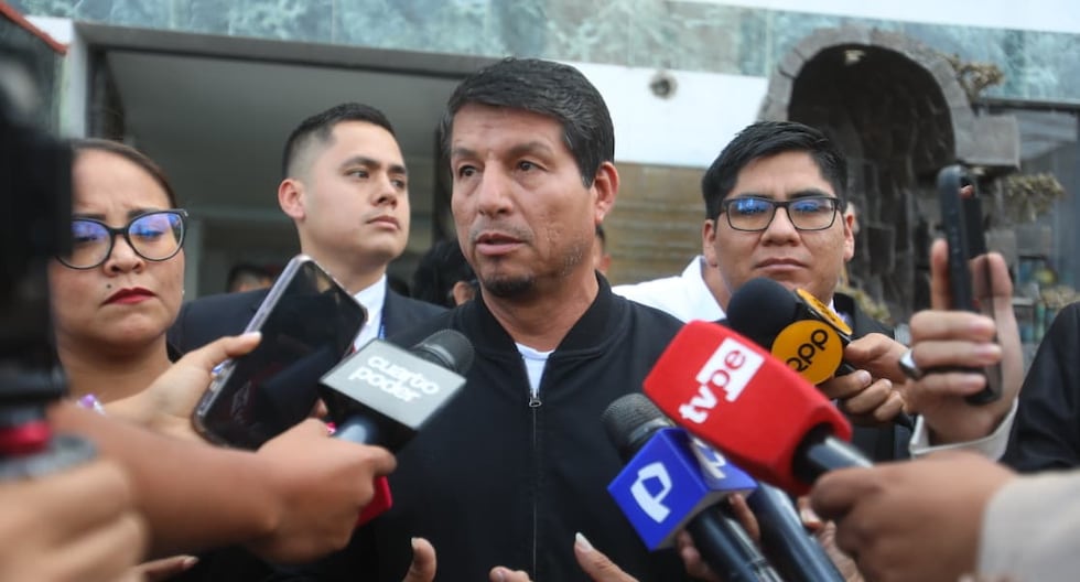 Pepitas: Piden que la Comisión de Ética de la Cámara de Diputados el dé prioridad a la denuncia conta Julián Pérez Mallqui