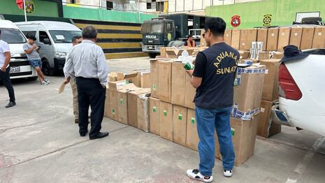 En minivanes transportaban más de un millón 700 mil cigarrillos de contrabando