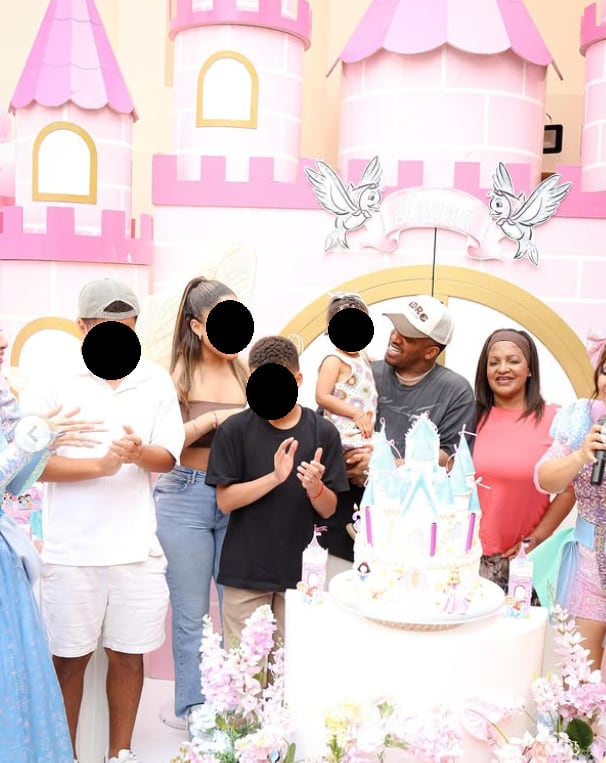 Jefferson Farfán celebra los 3 años de su menor hija.