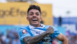 ¡Partidazo! Sporting Cristal se impone 3-2 a Alianza Lima y toma la punta del Torneo Clausura