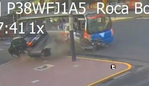 ¡Pánico en Miraflores! Cuatro heridos tras espectacular choque de camioneta con bus de transporte público | VIDEO