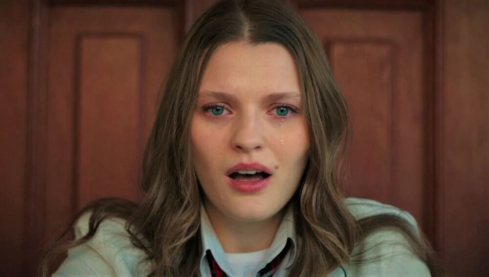 Harika tiene en su poder el dinero del jefe de Ömer (Foto: NG Medya)