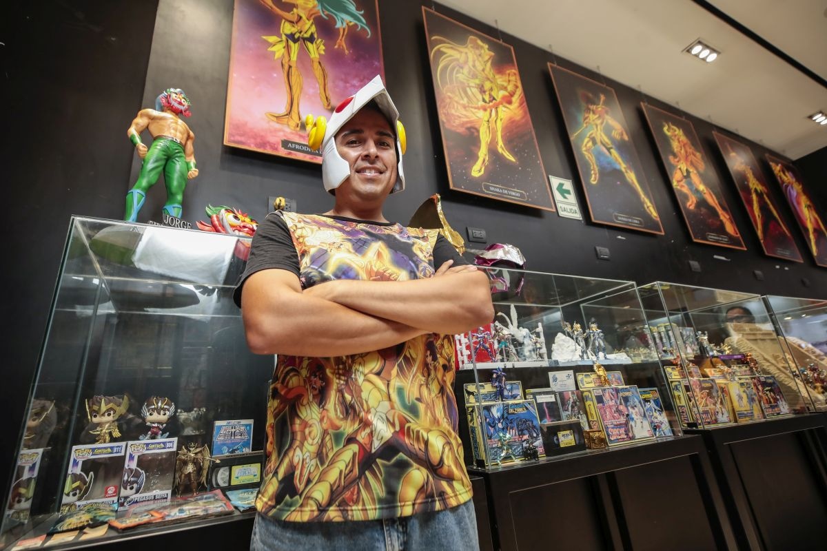 Jorge Vásquez (Jorge de Pegaso) envía un saludo a todos los coleccionistas en el Perú.