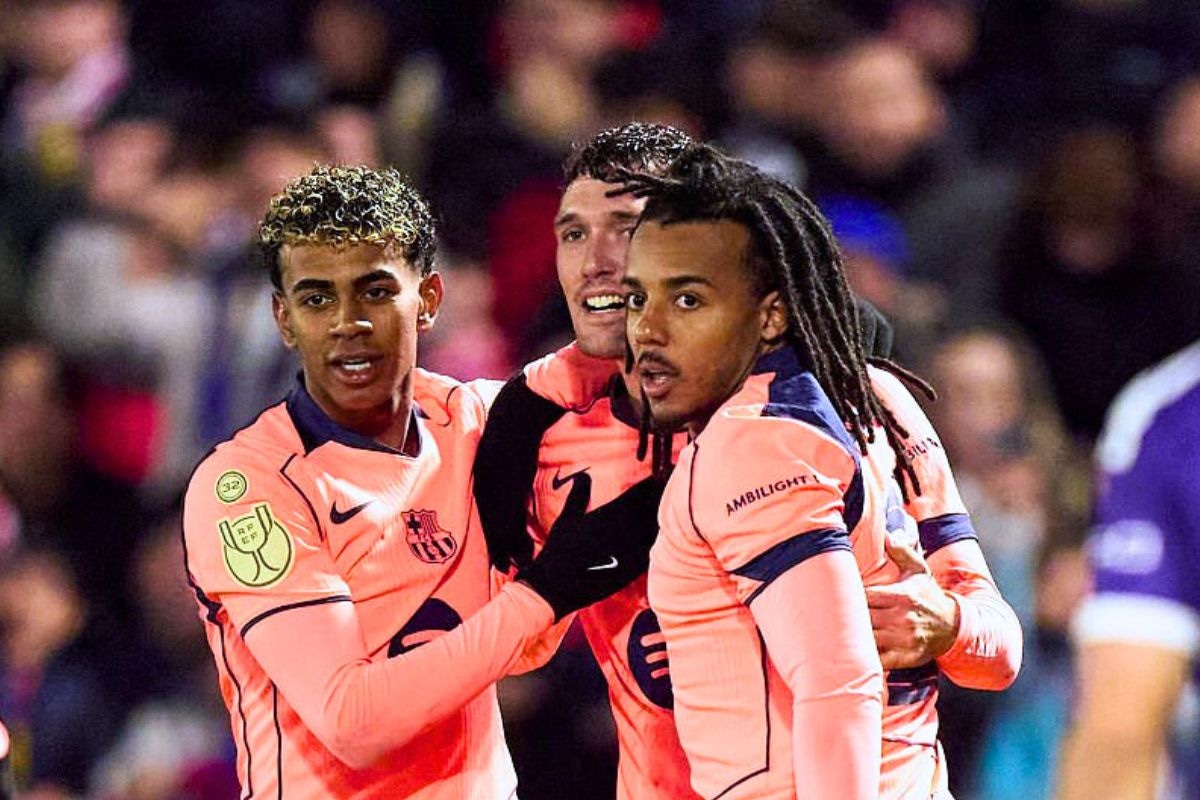 Lamine Yamal y comopañía festejan el triunfo ajsutado de Barcelona ante Guadalajara (Foto: Getty Images)