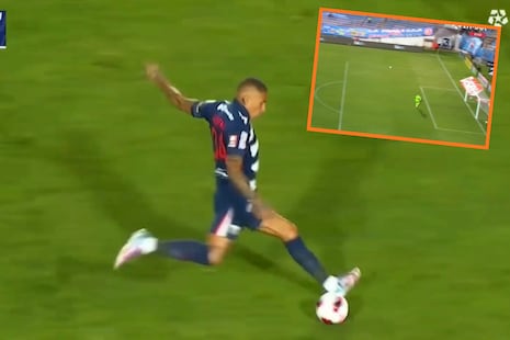 Paolo Guerrero anota un golazo de media cancha ante Deportivo Garcilaso; pero se lo anulan | VIDEO