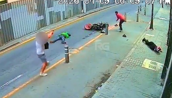 TROME Salen impactantes imágenes de balacera y captura de delincuentes en el Jirón de la Unión (Roger García)