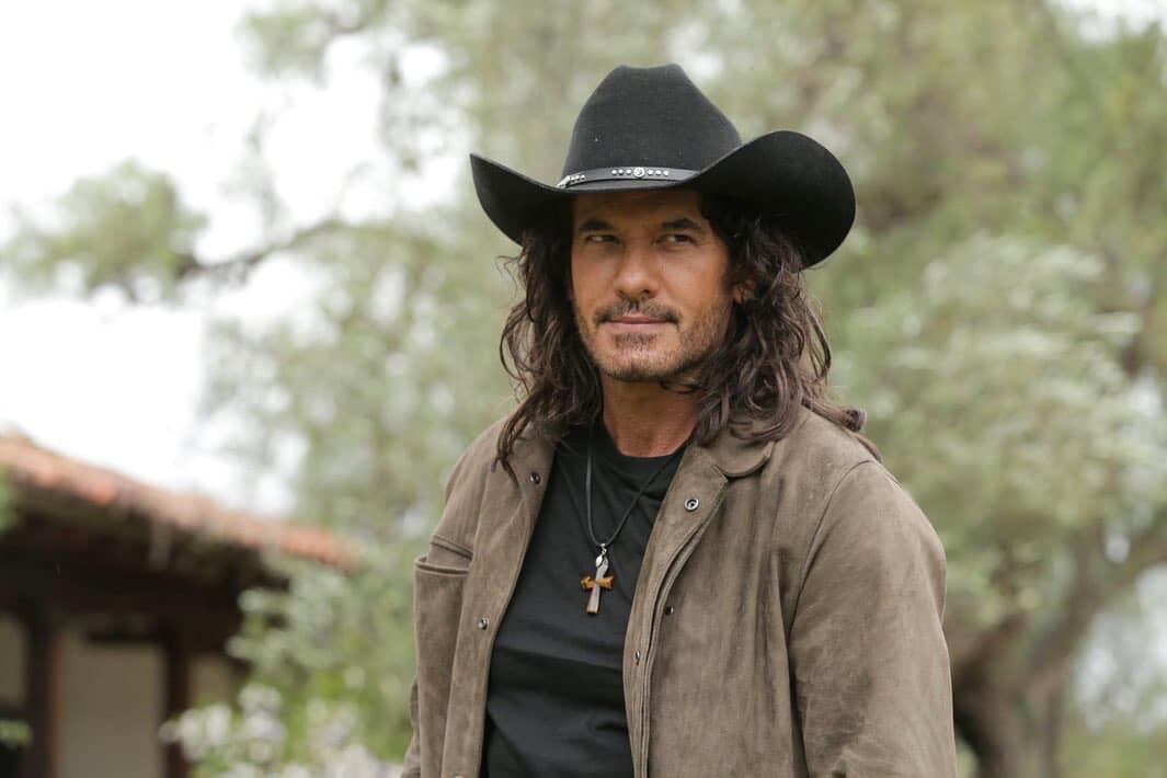Mario Cimarro en la temporada 2 de "Pasión de gavilanes". (Foto: Telemundo)