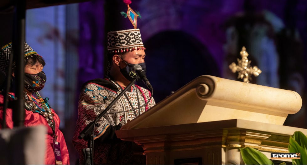 Misa por el Día de Todos los Santos y en memoria de fallecidos por Covid-19, realizada en la Plaza Mayor de Lima por monseñor Carlos Castillo y obispos titulares y auxliares. (Arzobispado de Lima).