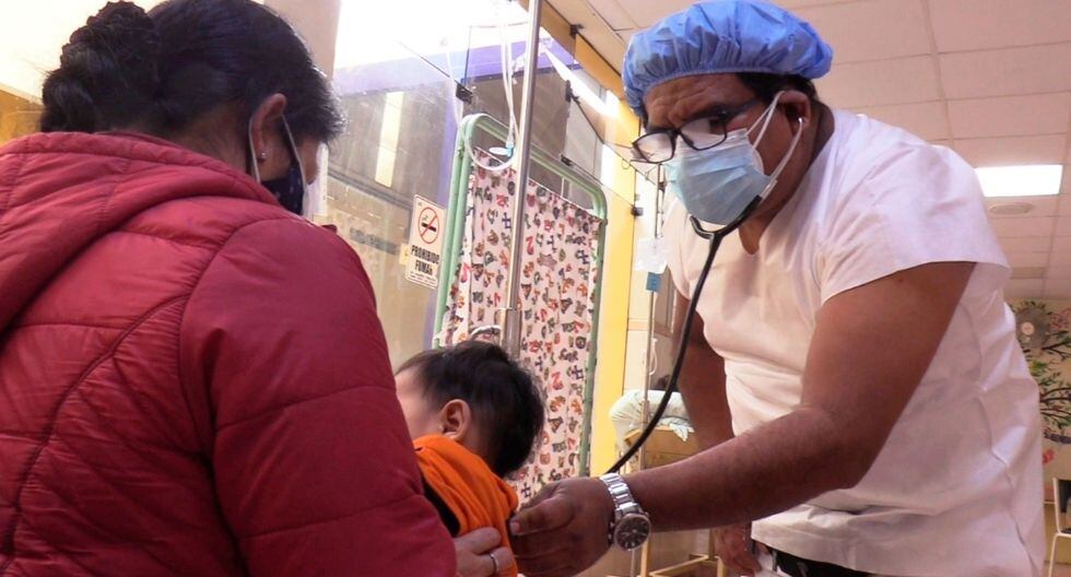 El pediatra neumólogo Ricardo Muñoz León.