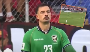 Guillermo Viscarra y su tremendo blooper en el duelo entre Bolivia y Venezuela | VIDEO