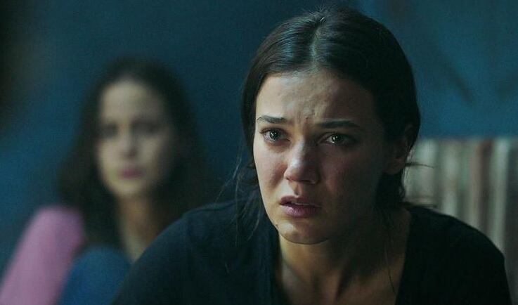 Ceylín despierta malherida en mitad de un monte sin poder recordar nada (Foto: Ay Yapim)