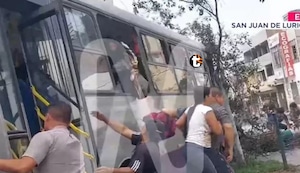 Accidente de corredor morado en SJL deja al menos ocho heridos: Pasajeros saltaron por la ventana | VIDEO