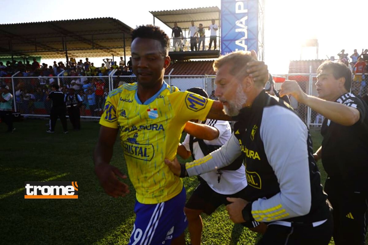 Nilson Loyola anotó el tercero de Cristal en Bernal y desató la fiesta 'cervecera' (Foto: GEC)