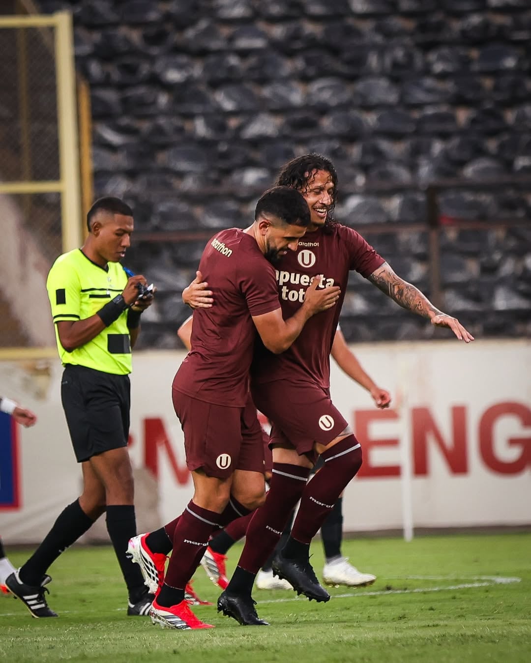 Matías di Benedetto marcó el primer tanto crema (@Universitario)