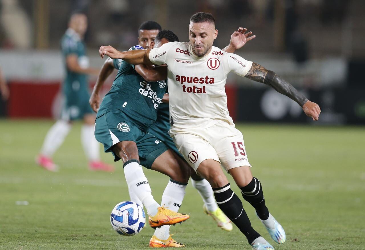 Desempeño de Emanuel Herrera no convence a 'Jota Jota'.
Foto: Joel Alonzo / @photo.gec