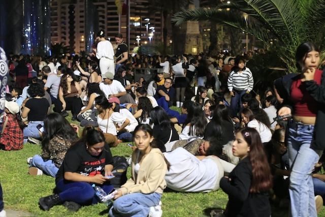 Show de drones para fans de BTS causó gran sensación entre sus fans. | (Foto: César Bueno @photo.gec)