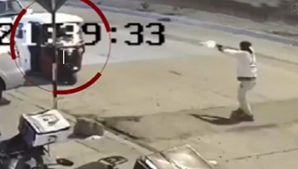 Atacan a balazos mototaxi donde viajaba una mujer con sus hijas en Villa María del Triunfo