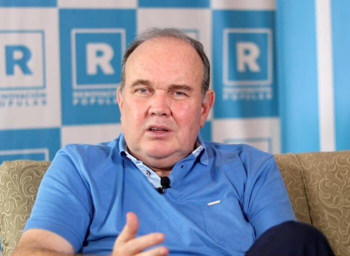 "Rafael López Aliaga miente y engaña a los cristianos del país", afirma Beatriz Mejía