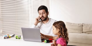 No se trata de pasar más horas con tus hijos, sino de compartir momentos de calidad. Aprende cómo lograr ese equilibrio. Foto: Istock.