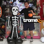 Fantasmas gigantes y adornos que se mueven: Mesa Redonda alista su arsenal del terror a dos días de Halloween