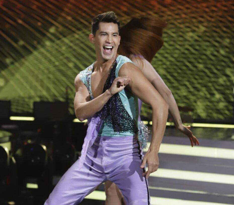 Santiago Suárez no solo se encuentra en camerinos preparándose para salir a su siguiente escena o ensayando para mostrar sus mejores pasos en una pista de baile, sino también le gusta estar inmerso en medio de la naturaleza. (Foto: IG/ Santiago Suárez)