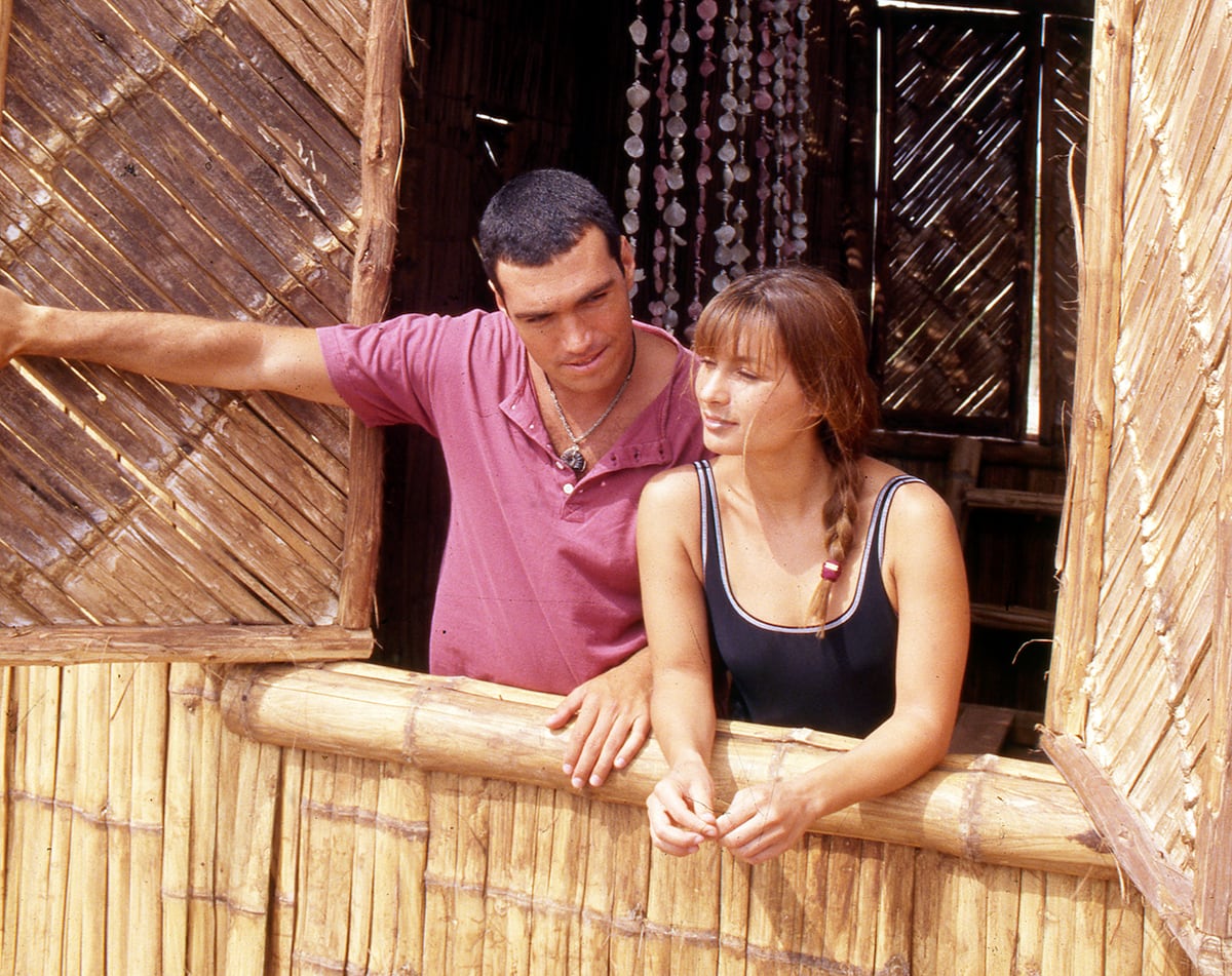 LIMA, DECADA DE LOS NOVENTA
TELENOVELA LLUVIA DE ARENA
EN LA IMAGEN OLENKA ZIMMERMAN Y SALVADOR DEL SOLAR
FOTO: EL COMERCIO