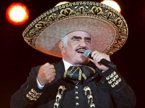 Vicente Fernández dejó un legado de 300 canciones. (Foto: EFE)
